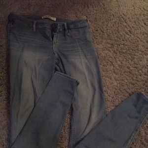 Hollister skinny jeans